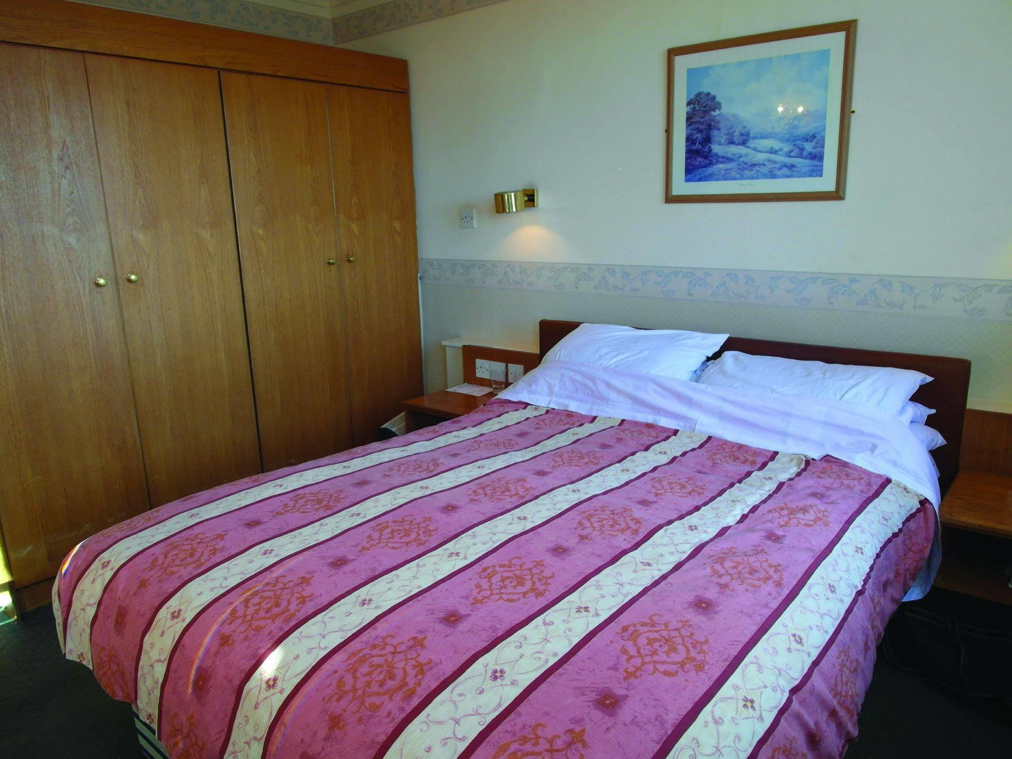 County Hotel Скегнесс Екстер'єр фото